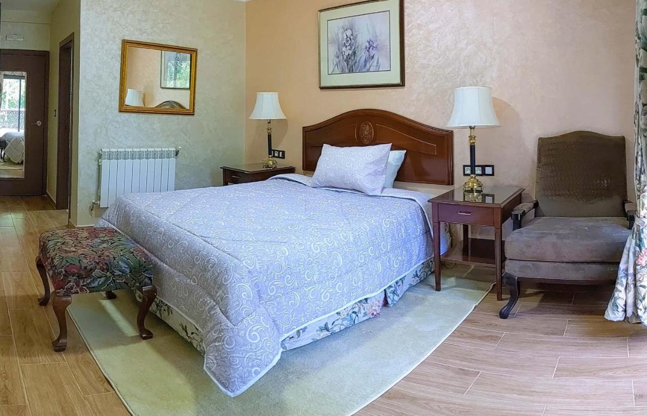 Hotel La Chambotte Imouzzer du Kandar エクステリア 写真